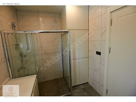 Yeniköy'de 500 m² Müstakil Tapulu 5+1 Lüks Villa