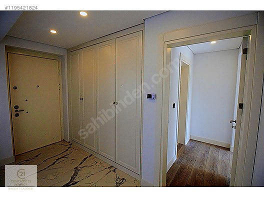 Yeniköy'de 500 m² Müstakil Tapulu 5+1 Lüks Villa