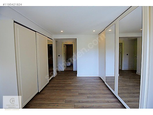 Yeniköy'de 500 m² Müstakil Tapulu 5+1 Lüks Villa