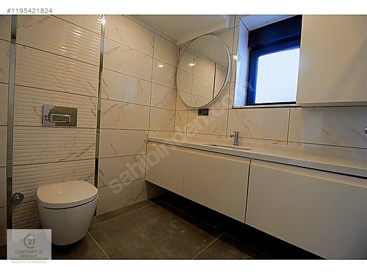 Yeniköy'de 500 m² Müstakil Tapulu 5+1 Lüks Villa